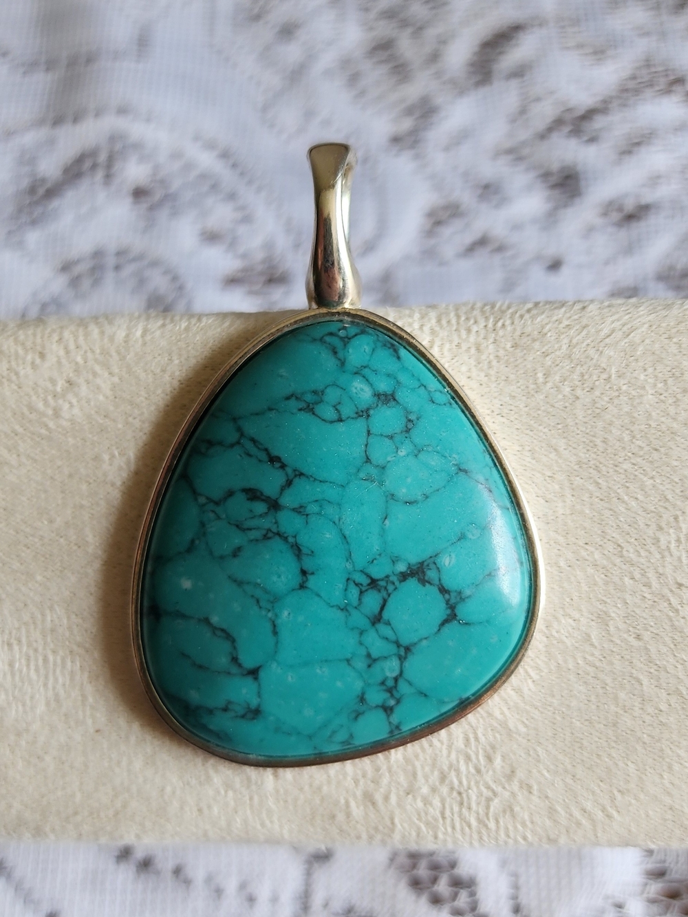 Turquoise Teardrop Pendant Necklace - Unbranded